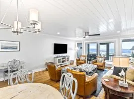 Beach Club Villa 32 - Newly Renovated! Direct Oceanfront
