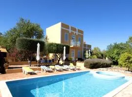 Elegant Loulé Mansion with Pool