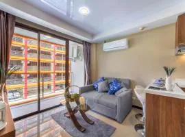 Апартаменты 1BR NaiHarn Beach S311 by IBG Property