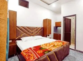 SKYLINE HOMESTAY -Your Affordable Stay