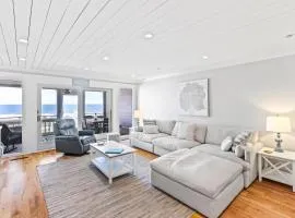 Beach Club Villa 31 - Luxurious Oceanfront - Beach Walkout
