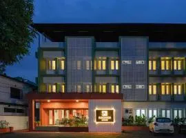 Sreenivas Lodge by Copperfolia