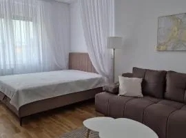 Sokolis Apartman