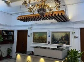 White House Karachi