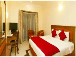 HOTEL N ASHIYANA PALACE - Near Kasi Vishwanath Temple #Fully Air Conditioning #Wi-Fi #Parking -Best Hotel In Varanasi Book Now