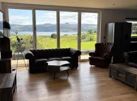 Luxurious, Unique & Elegant Cottage in Portree