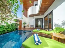 Cassandra Villa - Elegant 3BR Villa - Beachside Bliss - Private Pool in Sanur