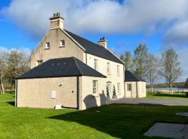 The Lough Erne House at Golf Village Lough Erne Resort, hotel spa en Enniskillen