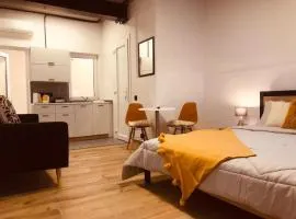 Budget Rooms by LA88