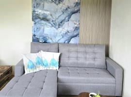 Vista Suite with Balcony、Salabanのホームステイ
