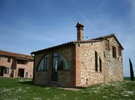 Charming Tuscan Farmhouse