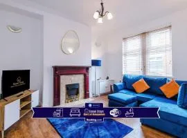 3 BR House By Eason Stays Short Lets & Serviced Accommodation Preston Free Parking