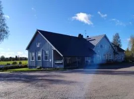 Tilava asunto vanhalla koululla