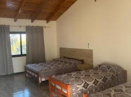 Rdsa Paso, hotel in Paso de la Patria