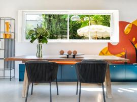Secret d'Uzès - Le Duché - Piscine chauffée et Jacuzzi, serviced apartment in Uzès