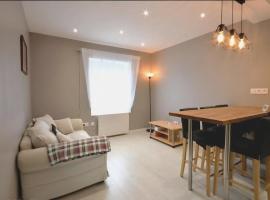 Appartement proche Walibi, hotel in Les Avenières