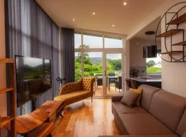 Luxury Cottage in Portree Hillside