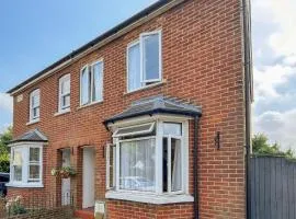 Nursery Road Cottage