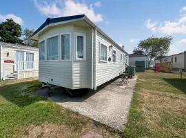 136 Lakeside
