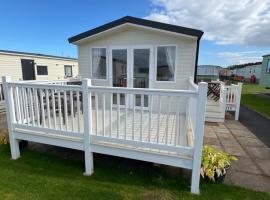 Eyemouth getaway, hotel dengan kolam renang di Eyemouth