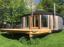 La yourte de l'Abreuvoir โรงแรมในเนอชาโต