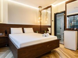 Status Elegance Hotel para adultos, hotel em Serra