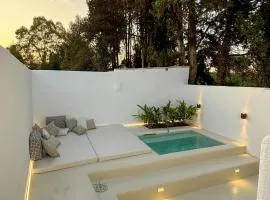 Private Villa With Pool By Historic Palace