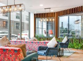 The Edge, Hotel in Central Station