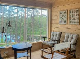 Cabin By Simlången With Lake Views, hotel em Simlångsdalen