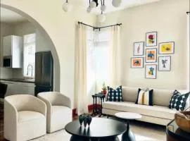 Prime San Juan location - Steps From Ocean Park!