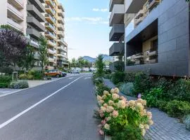 JAD Luxury 3 Rooms Apartments Urban Plaza