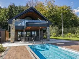 Forest Lodge