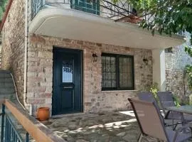 Το Αρχοντικό της Λενιώς