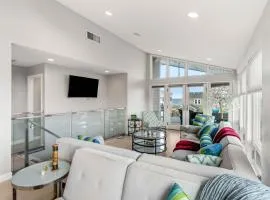 Serendipity Beach Retreat Penthouse and Yoga