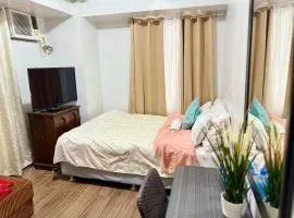1BR LaVerti Cloud Nine Suite Family Affordable Staycation