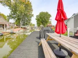 Dock, Deck and Fire Pit! Chautauqua Lake Retreat