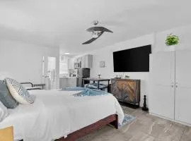 Homey Studio Apartment in South Florida
