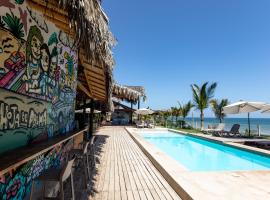 Hoja de Palma Bungalows, hotel na praia em Canoas de Punta Sal