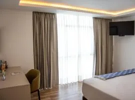 Grau Business Hotel