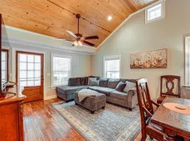 Peaceful Home with Porch and Yard, 5 Mi to Rome!