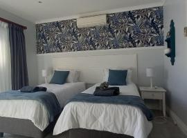 AVillaT15SelborneGolfEstatePennington, hotel in Pennington