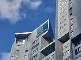 SEA TOWERS 28 TOP FLOOR WATERFRONT PENTHOUSE! Sea & City PANORAMIC VIEW from Glass CORNER TRIANGLE! 75m2! Terrace! Short&Long Stay! Parking!