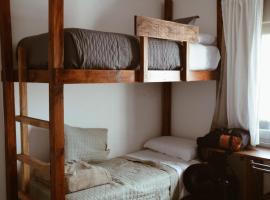 Hostel Casa Revol casa de huéspedes, penzion v destinaci Cordoba