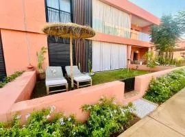 ART NORIA Private garden - pool view