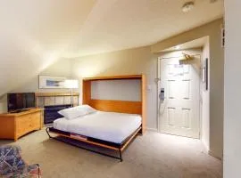 Whistler Peak Lodge 528
