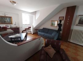 Casa a dieci minuti dal mare, ξενοδοχείο σε Porto San Giorgio