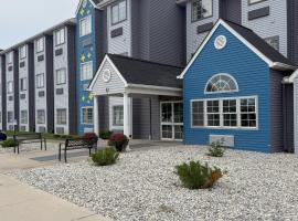 BlissPoint Inn & Suites, Northwood: Northwood şehrinde bir otel