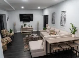 Modern 3BDRM, Renovated, Spacious & Central