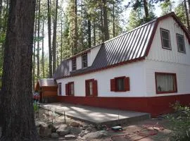 Tamarack Lodge Motel
