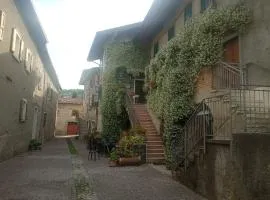 Casa antica del garda